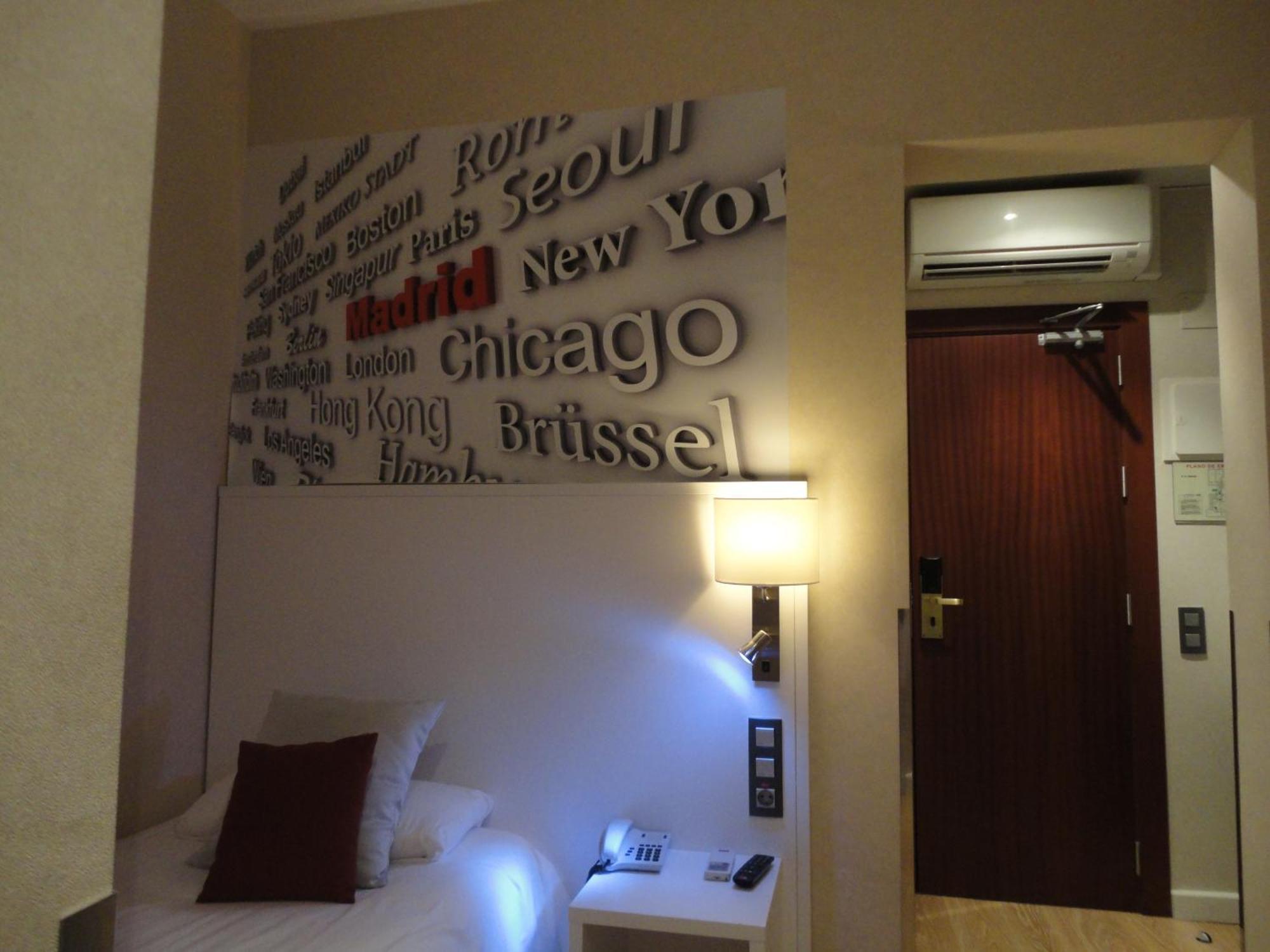 Single Room,707463385:JPEG